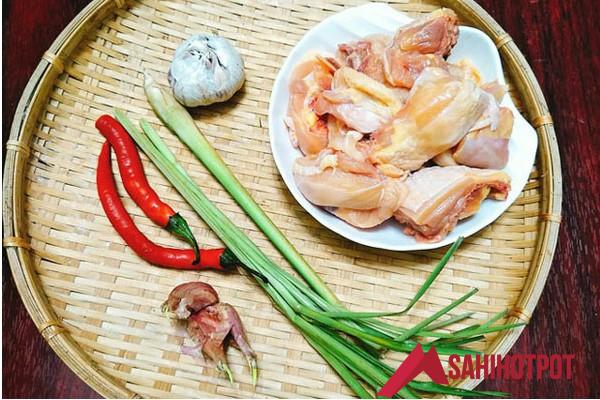 Mách bạn tuyệt chiêu làm thịt gà rang gừng sả siêu ngon